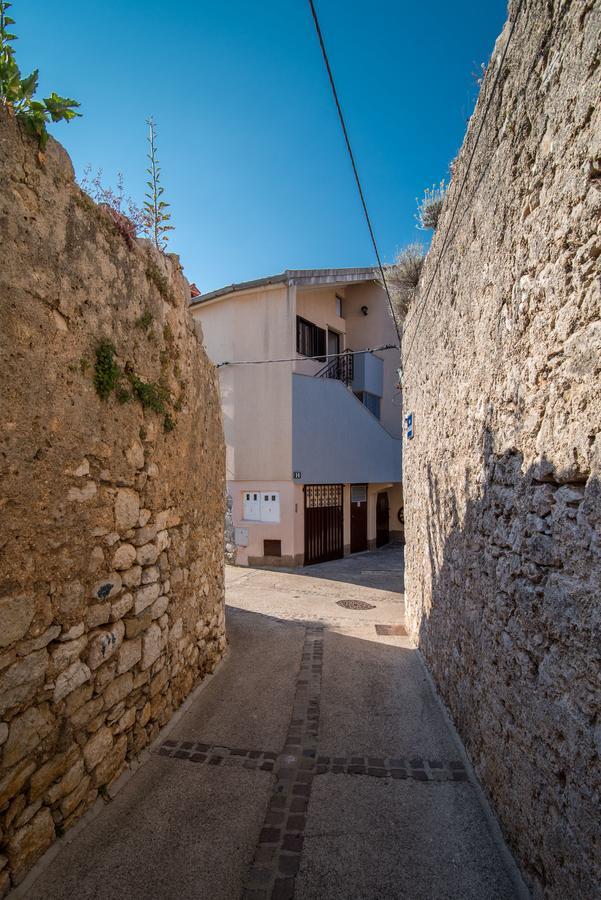 Apartment Sandra Krk Крк Экстерьер фото